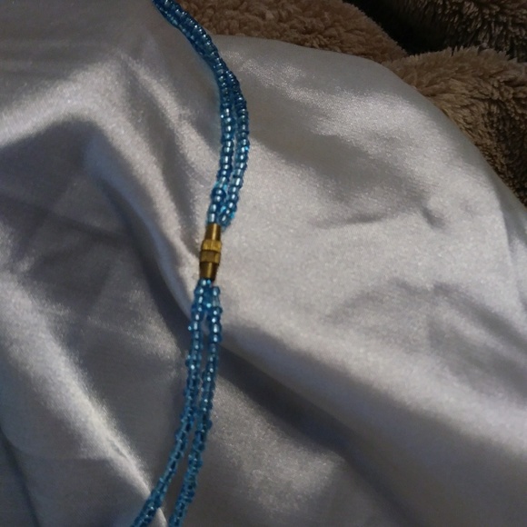 🆕Beaded Necklace with Large Resin Charm - Picture 5 of 5